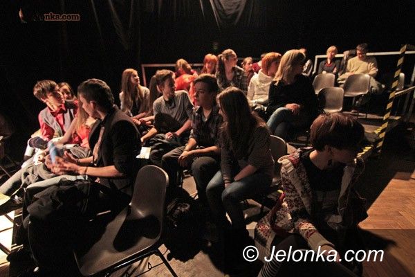 JELENIA GÓRA: Teatr ponad granicami, czyli łamanie uprzedzeń