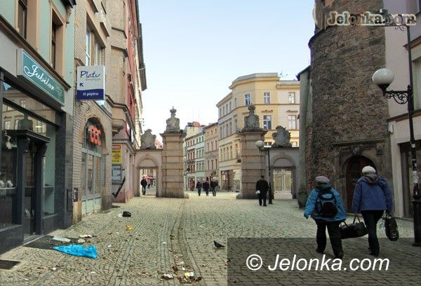 JELENIA GÓRA: W mieście musi być czysto. Akcja „Posesja”