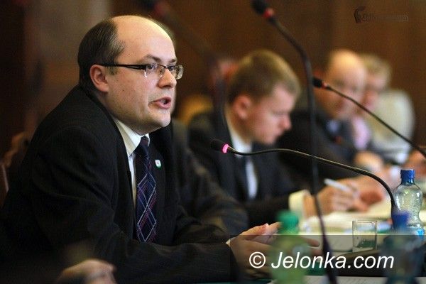 JELENIA GÓRA: Bat na lenistwo radnych: publikacja danych o aktywności