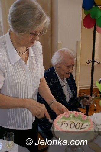 JELENIA GÓRA: Dwieście lat, pani Józefo! Urodziny stulatki