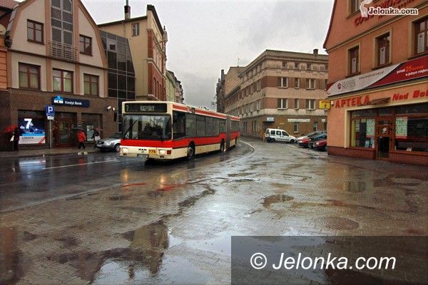 JELENIA GÓRA: Komunikacja miejska: koszty rosną, pasażerów ubywa
