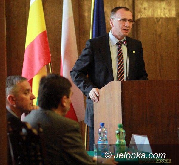 DOLNY ŚLĄSK: Szpitalna fuzja przyklepana przez sejmik