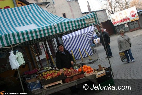 JELENIA GÓRA: Jak kupcy z targowisk walczą o klientów