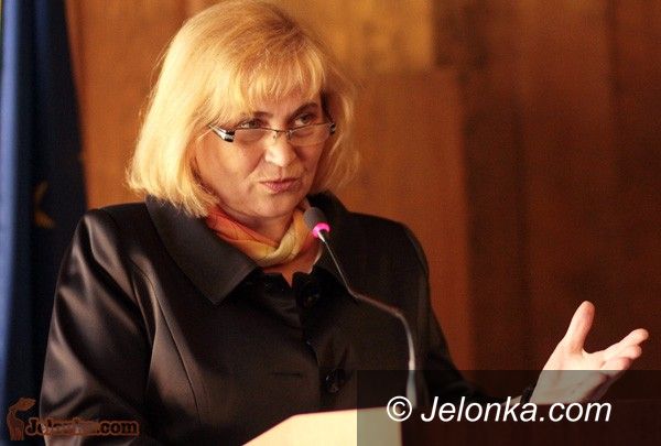 JELENIA GÓRA: Cztery kąty spokoju. Miasto dla ofiar przemocy domowej