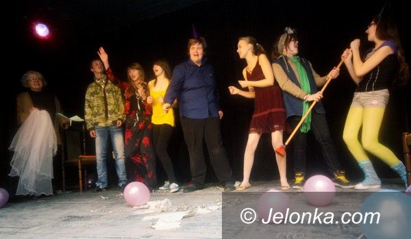 JELENIA GÓRA: Trzy dni z teatrami dziecięcymi w ODK