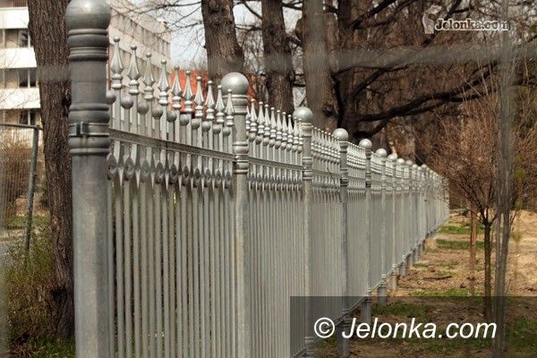 JELENIA GÓRA: Park Zdrojowy: coraz bliżej XIX wieku