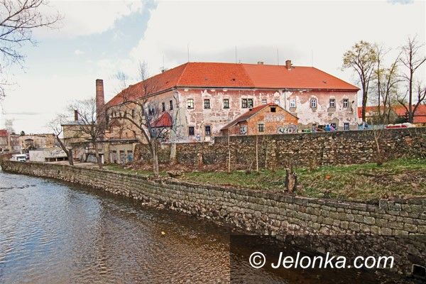 JELENIA GÓRA: Dla gablot też będzie miejsce