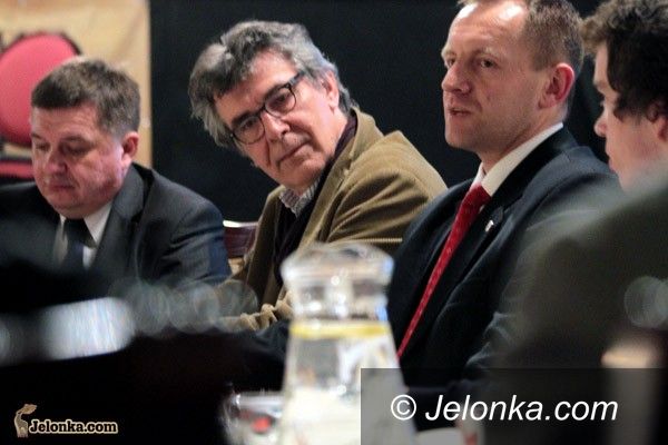 JELENIA GÓRA: Szukali recepty na bezrobocie
