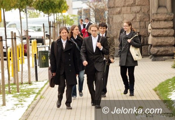 JELENIA GÓRA: Po maturze z polskiego. Z „Granicą” i poezją marzeń i rzeczywistości