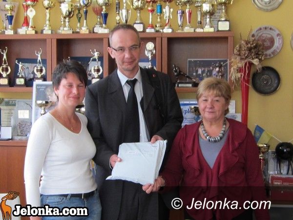 JELENIA GÓRA: W „Norwidzie” matma poszła jak z płatka. Jutro – języki
