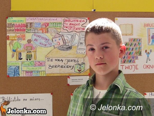 JELENIA GÓRA: Biblioteka na plakacie? Łatwo nie było