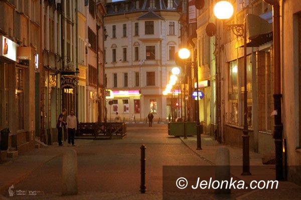 JELENIA GÓRA: Nie tylko promocja festiwalem światła