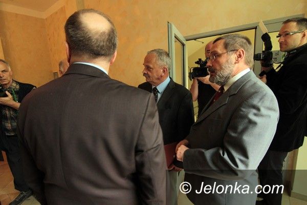 JELENIA GÓRA: Marszałek Sejmu i władze województwa: z gospodarską wizytą w Cieplicach