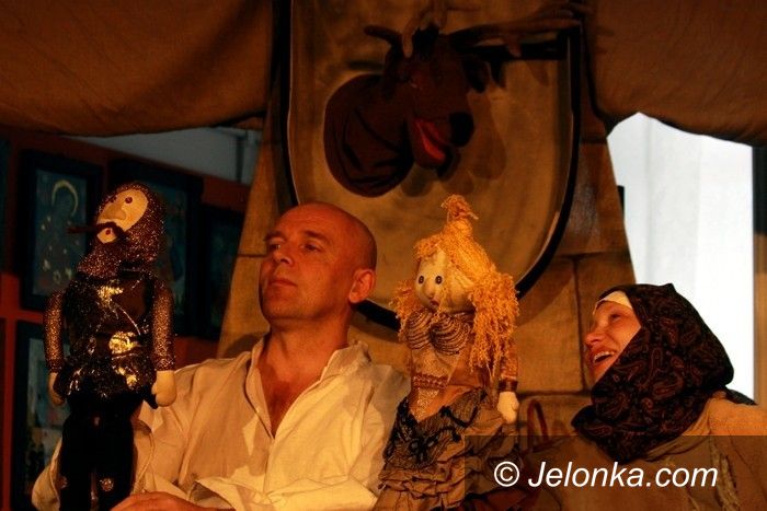 JELENIA GÓRA: Wakacyjna szopka Zdrojowego Teatru Animacji