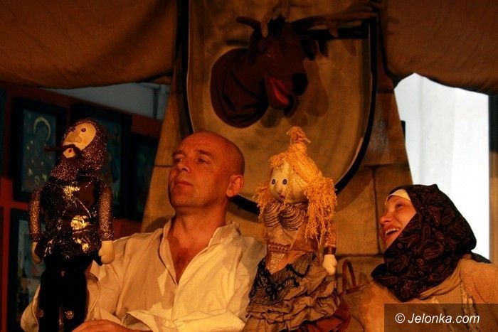JELENIA GÓRA: Wakacyjna szopka Zdrojowego Teatru Animacji
