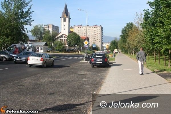 JELENIA GÓRA: Po remoncie Sygietyńskiego. Mieszkańcy mają zastrzeżenia