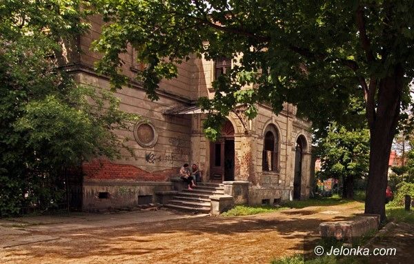JELENIA GÓRA: Rewitalizują miasto „społecznie”