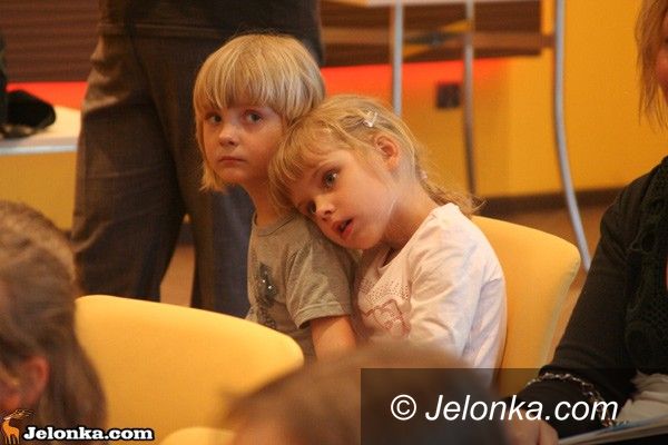 JELENIA GÓRA: W Karkonosze bajki noszę – wycieczka po Jeleniej Górze