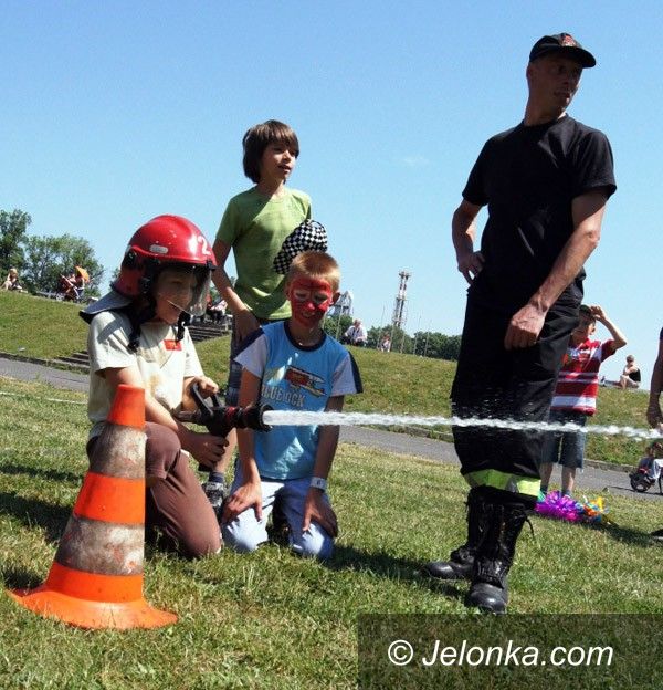 JELENIA GÓRA: „Dwójkowicze” świętowali jubileusz. Na Stadionie Miejskim