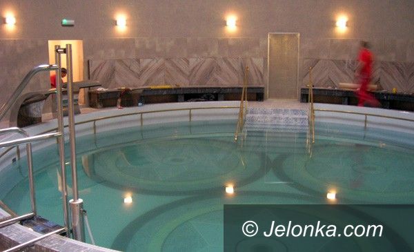 JELENIA GÓRA: Z katedrą natryskową i kapsułą młodości. SPA przed otwarciem
