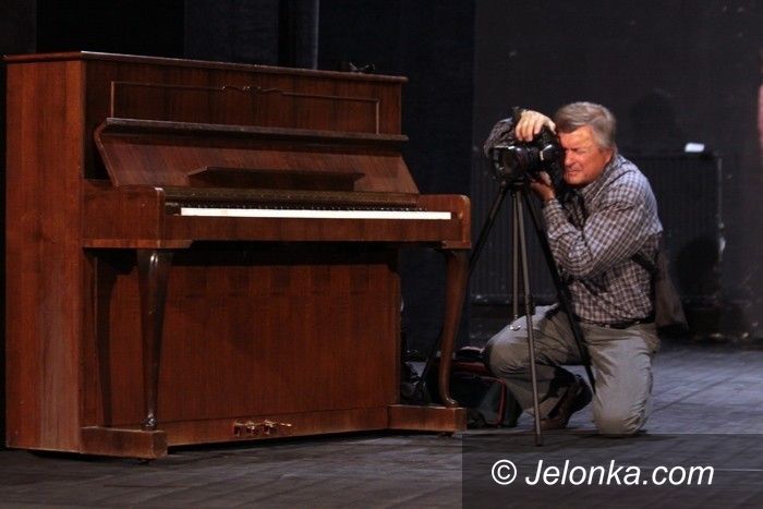 JELENIA GÓRA: Waldemar Grzelak o fotografii w Książnicy Karkonoskiej