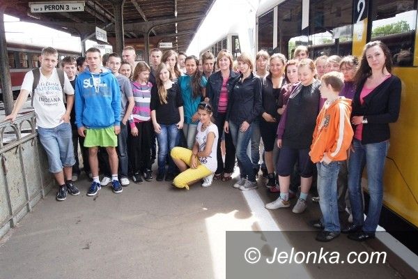 REGION JELENIOGÓRSKI: Zamknięte szlaki przetarte. Szynobus „Zgorzelec–Jelenia Góra” pokonał trasę