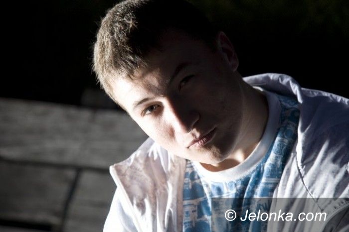JELENIA GÓRA: Śpiewanie o Bogu w rytmie hip–hopu
