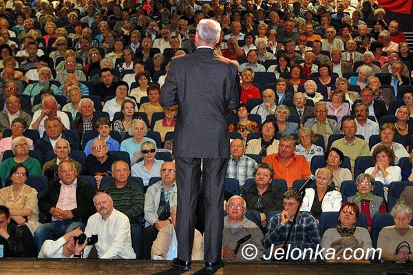 JELENIA  GÓRA: „Postawimy Tuska przed Trybunałem”. Po spotkaniu z Macierewiczem