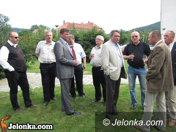 Kowary/region: Rotarianie pomogli seniorom