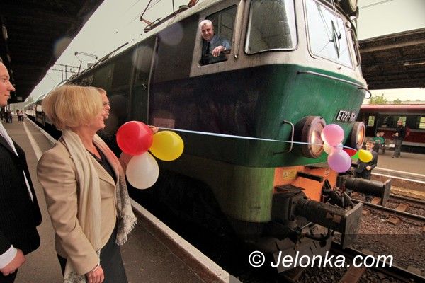 JELENIA GÓRA: 11. 08 do Rzeszowa. 6:08 do Świnoujścia. Wakacje w pociągach!
