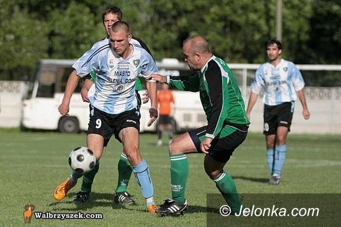 IV-liga piłkarska: IV–liga: Na inaugurację zagramy ze Strzelinianką
