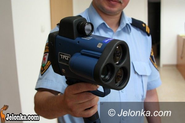 JELENIA GÓRA: Bat na "miejskich" piratów drogowych w rękach strażników