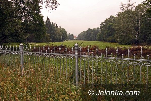 JELENIA GÓRA: Park Zdrojowy. Żmudny etap rewitalizacji