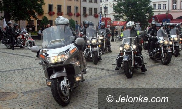 JELENIA GÓRA: Doktorzy na motorach. Rajd receptą na stres