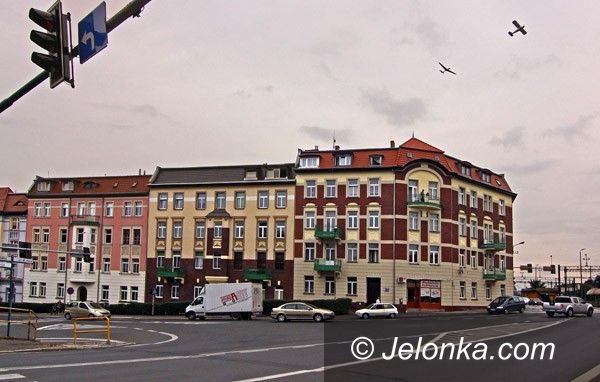 JELENIA GÓRA: Zaniedbane kamienice odzyskają blask