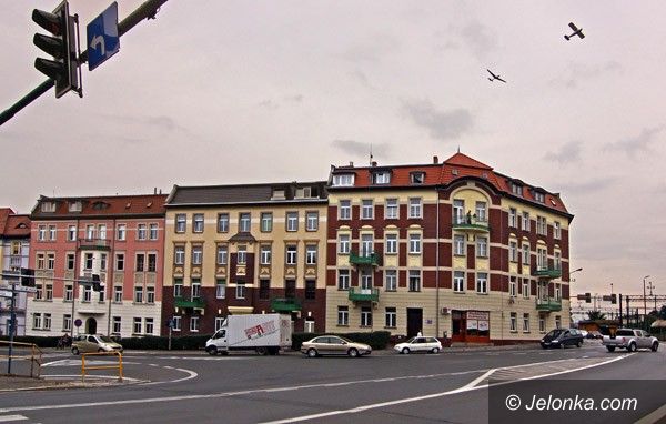 JELENIA GÓRA: Zaniedbane kamienice odzyskają blask