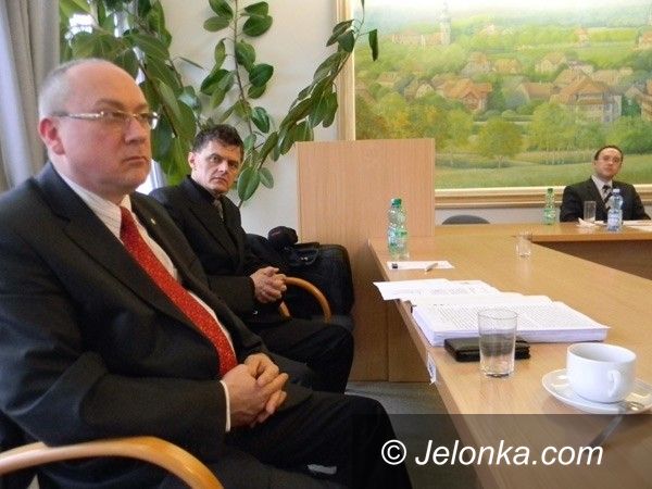 JELENIA GÓRA: Zarząd SLD poparł jeleniogórskiego radnego w wyborach do Senatu