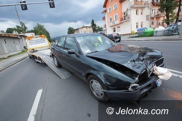 JELENIA  GÓRA: Wypadek przy Husqvarnie. Bo nie ustąpił pierwszeństwa