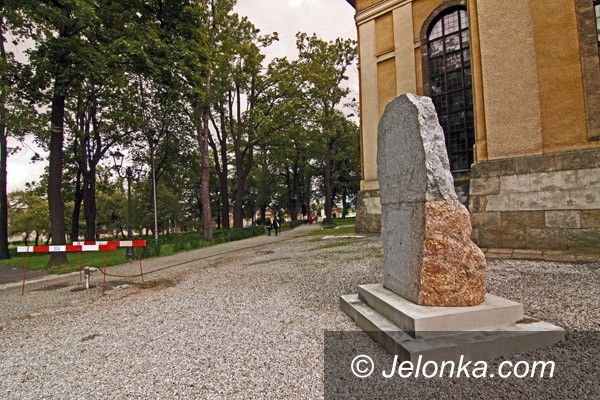 JELENIA GÓRA: Jutro świętują wojskowi. Odsłonią pomnik