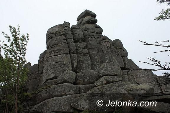 KARKONOSZE: Popularne grupy skalne w Karkonoszach będą wyczyszczone