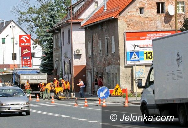 JELENIA GÓRA: Połatali ulicę Wolności