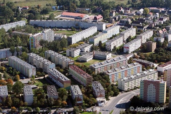 JELENIA GÓRA: Właściciele
