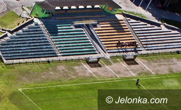 JELENIA GÓRA: Przesunięcie 14 milionów. Z hali na stadion