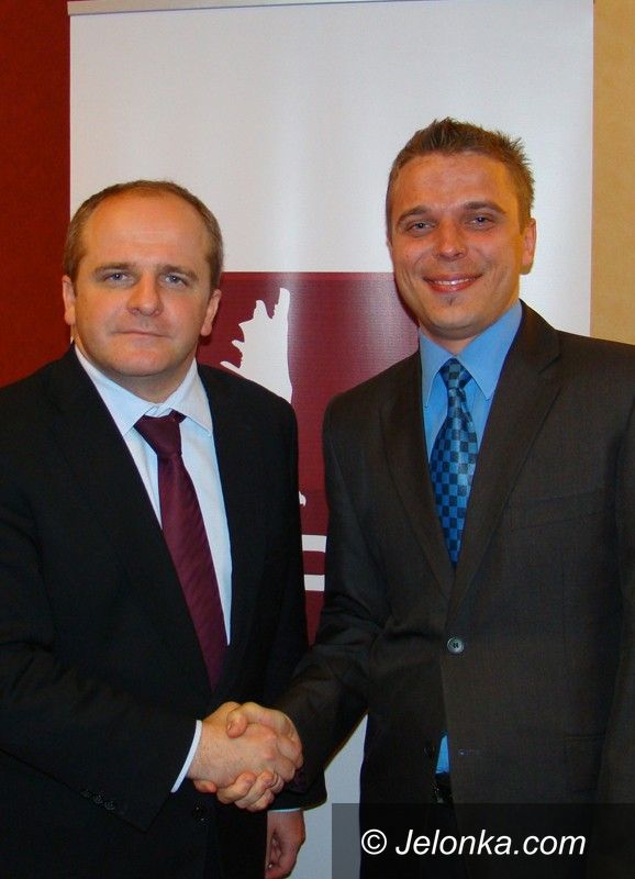 Region: Lider PJN zaprezentował kandydatów do Sejmu