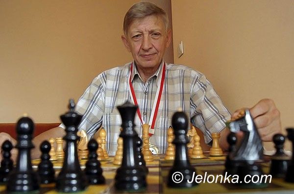 JELENIA GÓRA: Hetmańska promocja szachem i matem