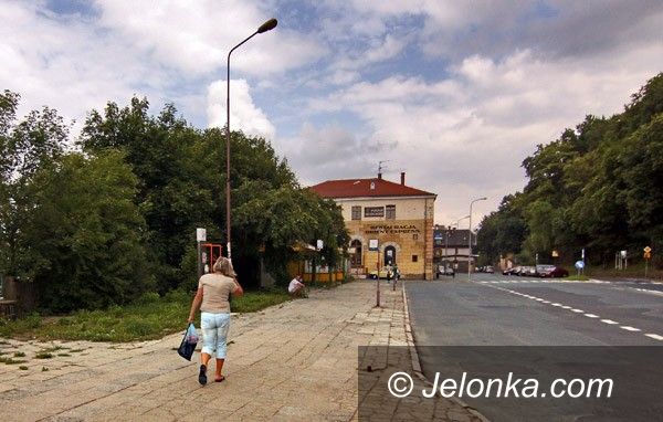JELENIA GÓRA: Będzie bursa w Orient Expressie. I kino?