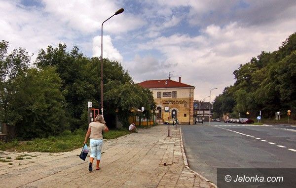 JELENIA GÓRA: Będzie bursa w Orient Expressie. I kino?