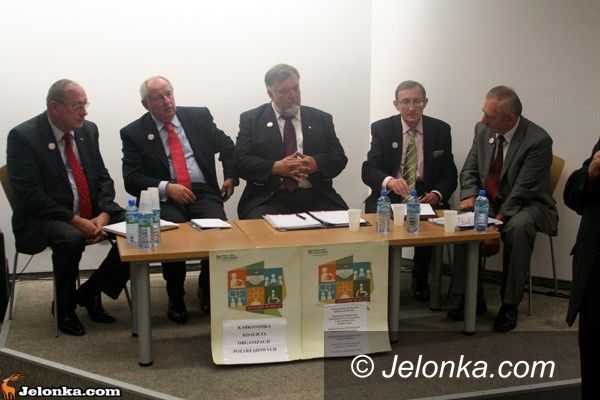 JELENIA GÓRA: Po debacie: kandydaci na czwórkę z minusem