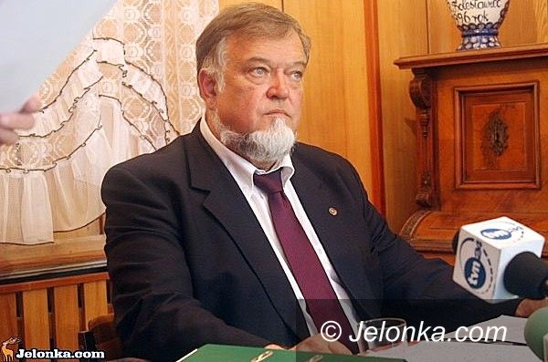 JELENIA GÓRA: Nie zdawał sobie sprawy, że polityka jest taka brudna