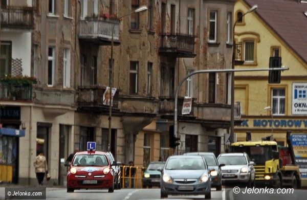 JELENIA GÓRA: Od stycznia egzaminy na prawo jazdy trudniejsze. WORD oblegany